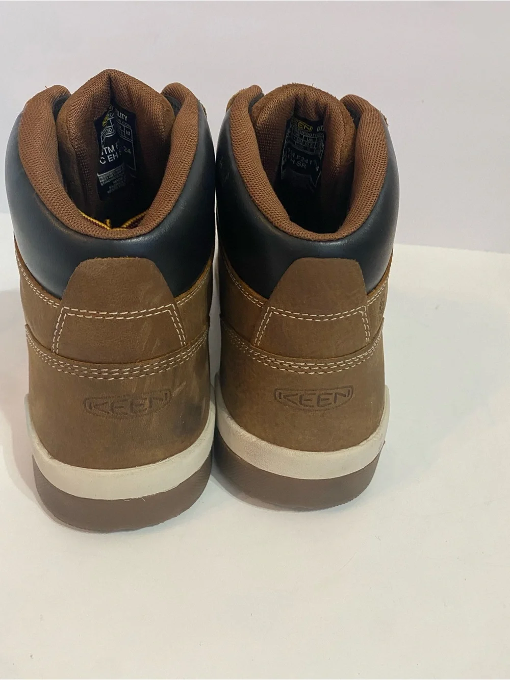 KEEN Utility Gibson Waterproof Work Boots (Carbon Toe) Size 11.5 D